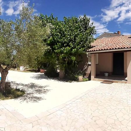 Ferienhaus Aqua Mit Pool Jadreški 외부 사진