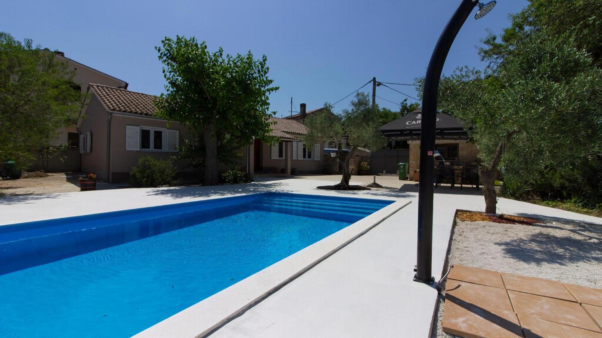 Ferienhaus Aqua Mit Pool Jadreški 외부 사진