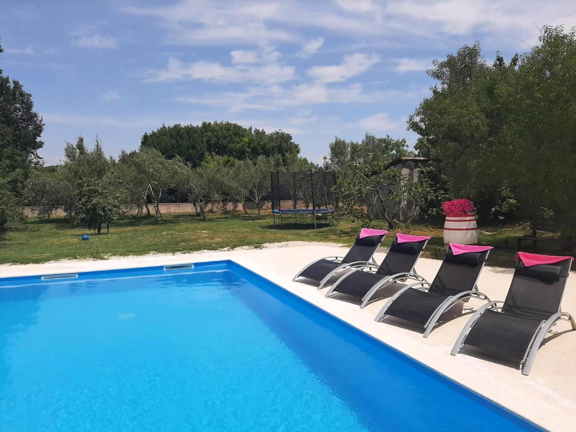 Ferienhaus Aqua Mit Pool Jadreški 외부 사진