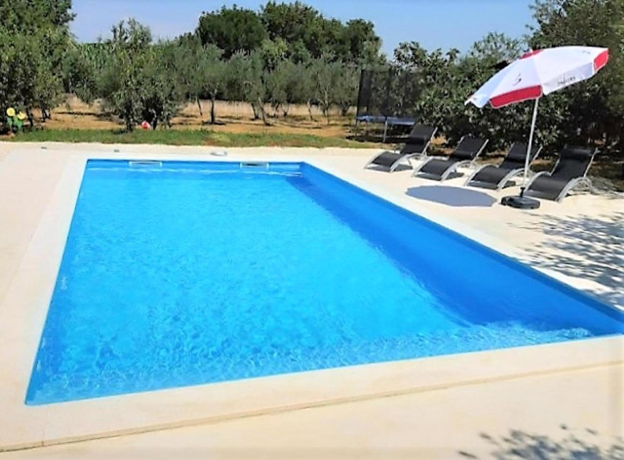 Ferienhaus Aqua Mit Pool Jadreški 외부 사진